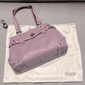 Coach all leather handbag in lilac/purple